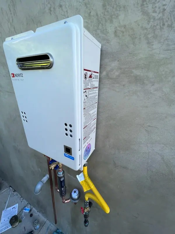 Tankless water heater installation for Lakeland Shores homes